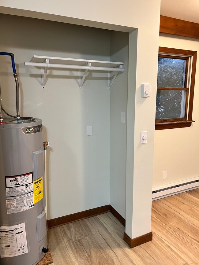 Building Photo - 227 Danbury Rd