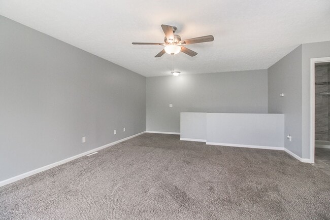 Building Photo - 3 Bedroom/2.5 Bath Westlake!! Condo living...