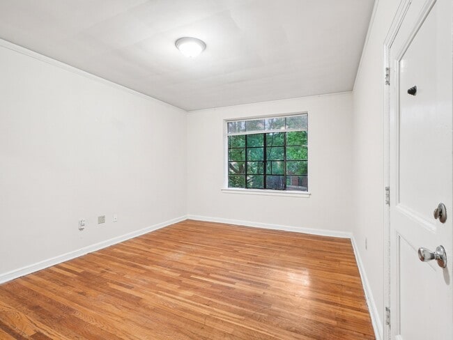 Floorplan - Cameron Court Apartments