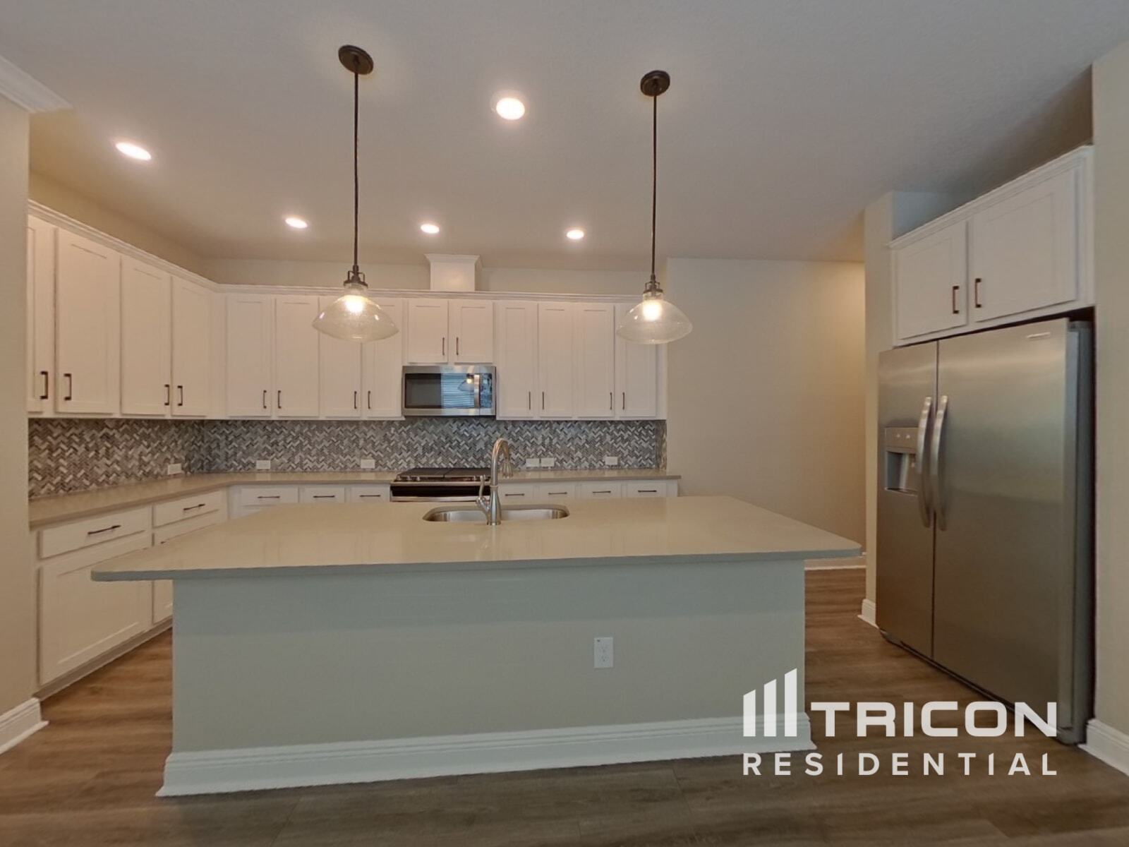 Building Photo - 5564 Silver Sun Dr