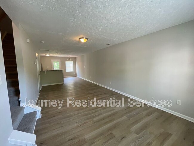 Building Photo - 3135 Ivy Wood Ln