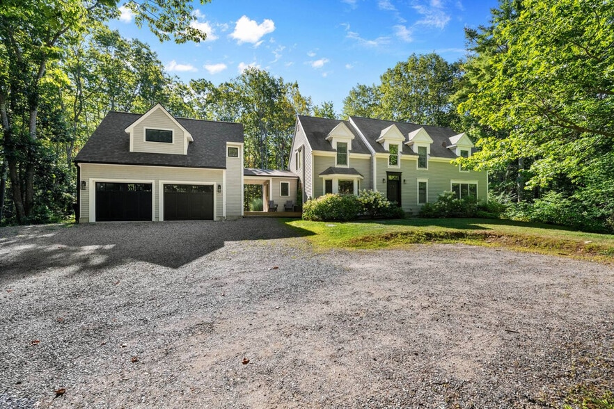 Building Photo - 137 Wildes District Rd