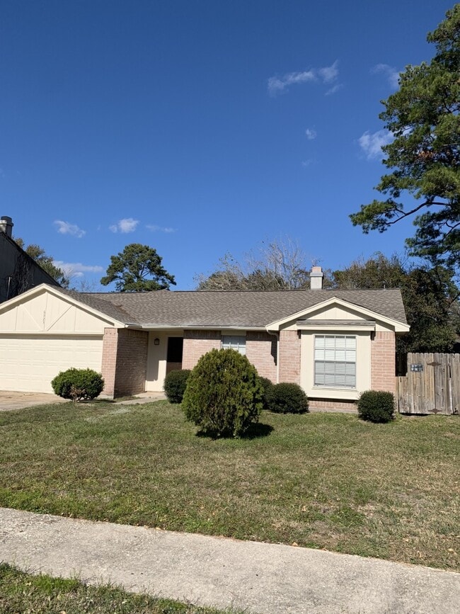 Building Photo - 6923 Fox Knoll Ln