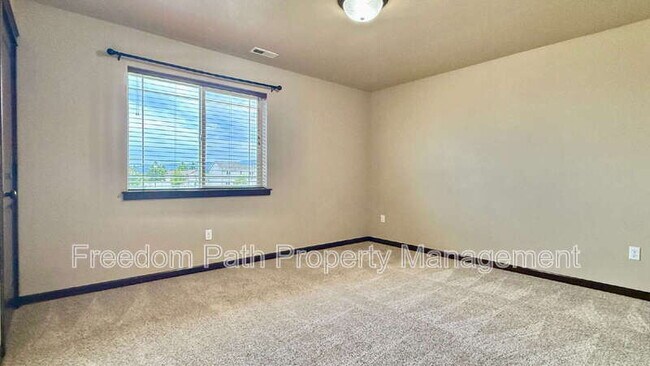 Building Photo - 13043 N Zodiac Loop