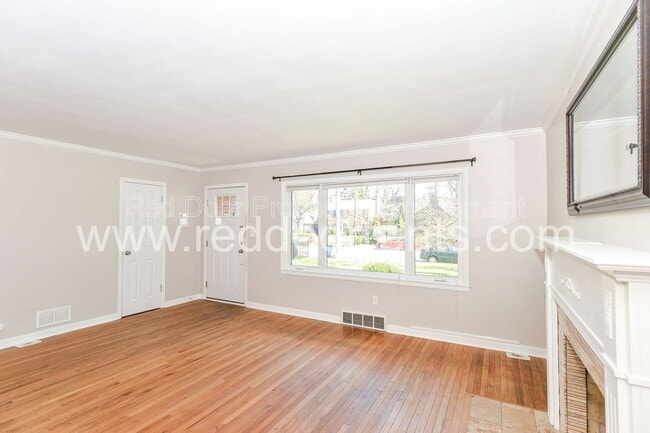 Building Photo - 4930 N Illinois St