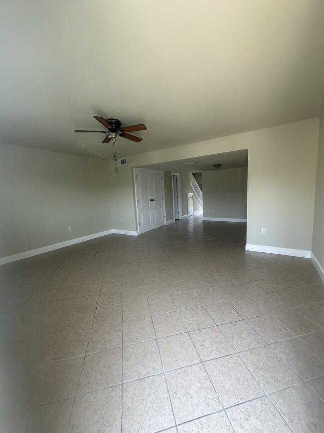 Lower floor layout varies per apartment - 8540 Huntington Park Dr