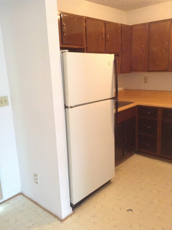 Building Photo - 1222 Holmes Ave