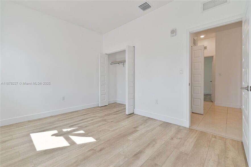 Building Photo - 8045 NW 104th Ave