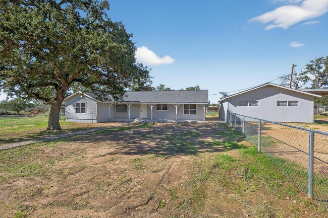 Building Photo - 670 Woodland Acres Dr