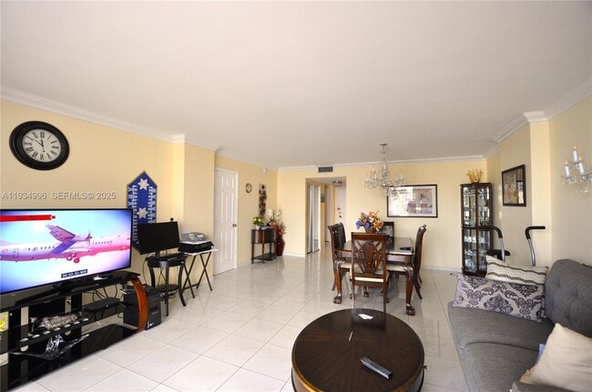 Building Photo - 1865 S Ocean Dr