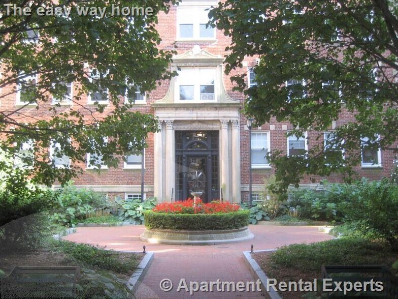 Building Photo - 22 Chauncy St