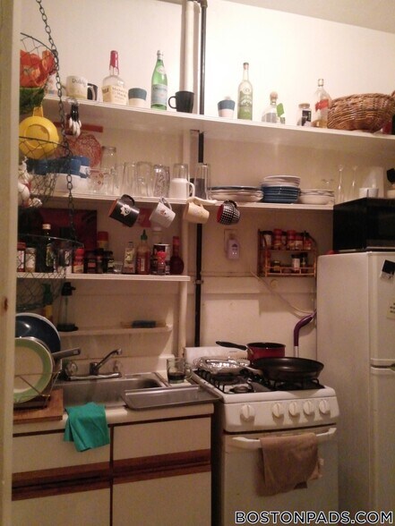 Building Photo - 1334 Commonwealth Ave