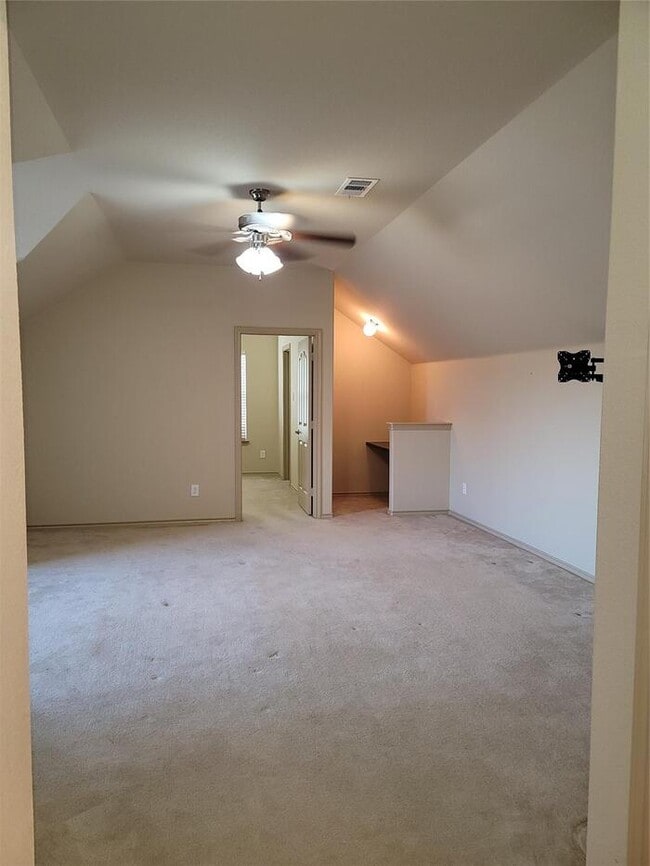 Building Photo - Stunning 4/3/2 in Weatherford coming soon