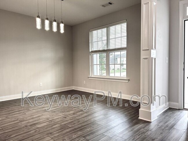 Building Photo - 3097 Lobella Dr