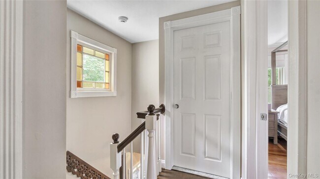 Building Photo - 16 Clement St