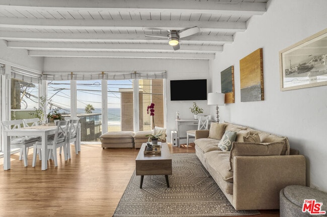 Building Photo - 4400 Ocean Dr