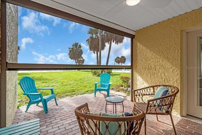 Building Photo - 7300 Sunshine Skyway Ln S