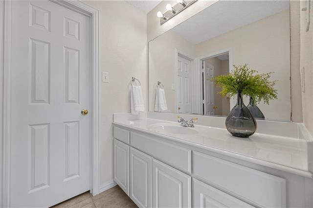 Building Photo - 3532 Thorp Springs Dr