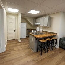 Building Photo - 69 Hungerford Terrace