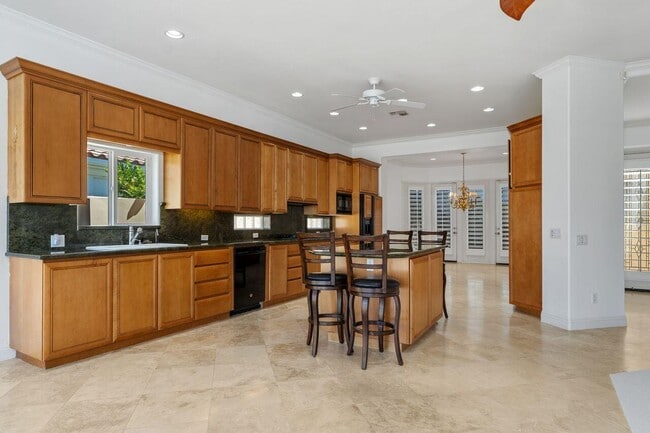 Building Photo - 50665 Spyglass Hill Dr