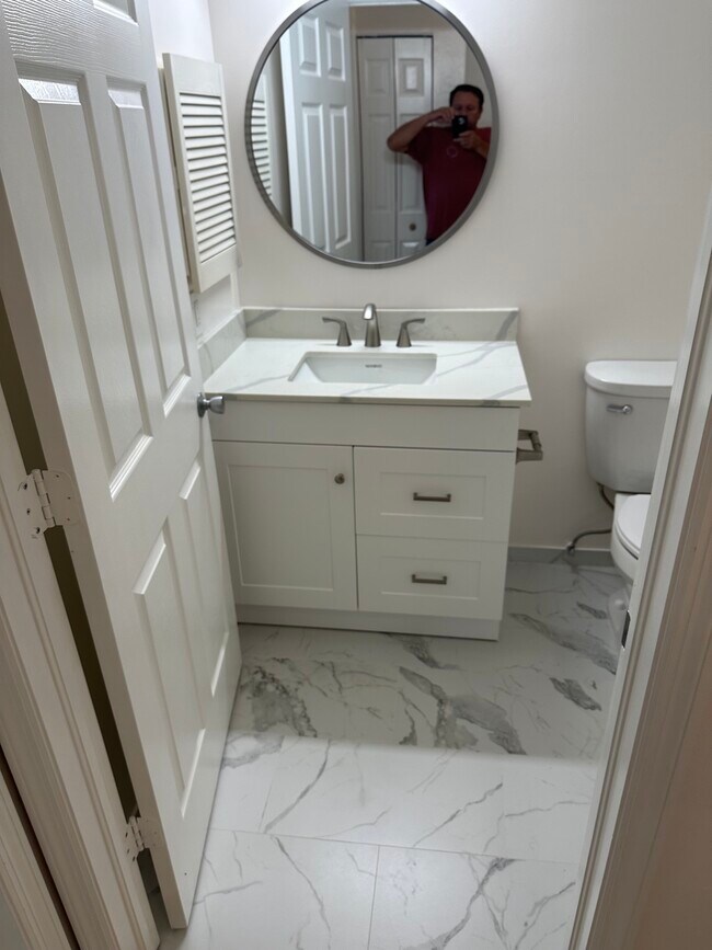 Building Photo - 156 Pebble Shores Dr