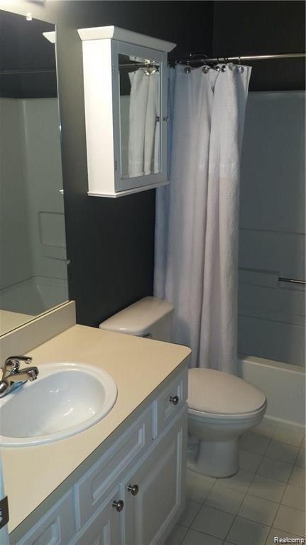 Building Photo - 2088 Arcadia Dr