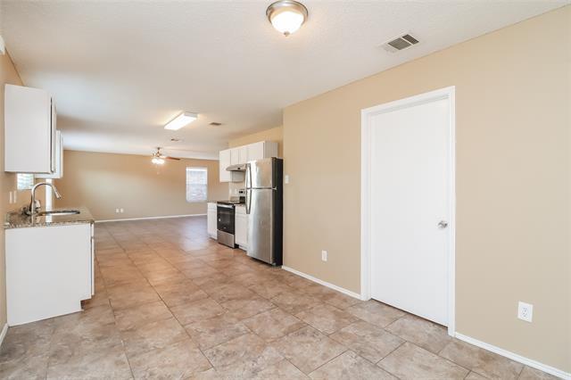 Building Photo - 321 Allenwood Dr