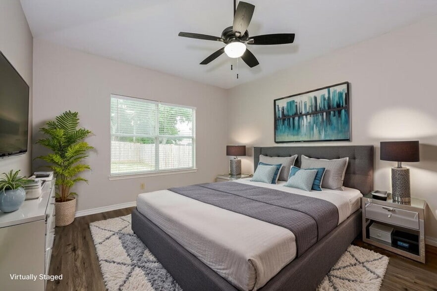 Building Photo - 1824 Alanbrooke Dr