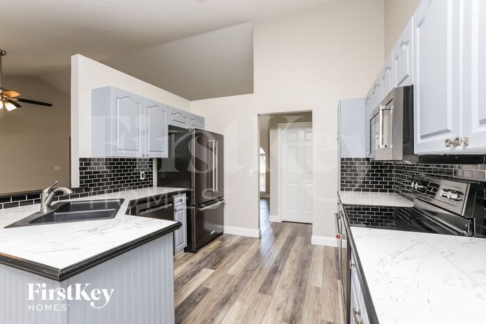 Building Photo - 14123 Winterdale Dr