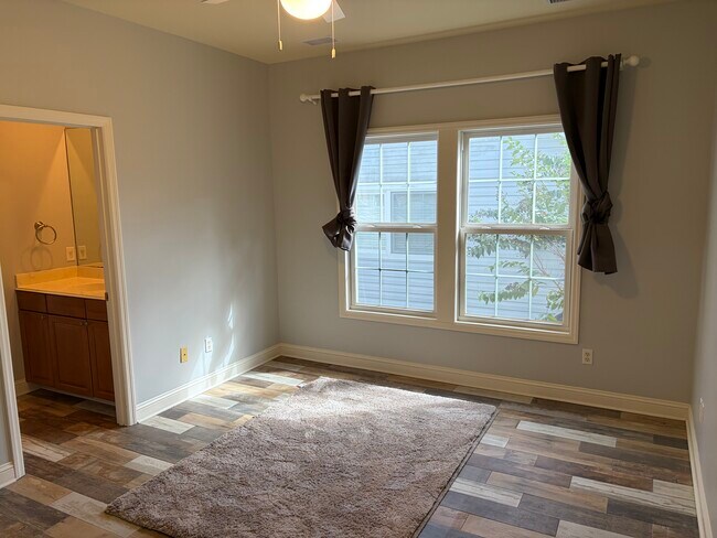 Building Photo - 34 Cobblestone Ct