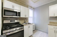 Building Photo - 1931 S 21st St