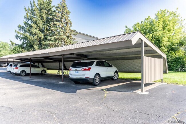 Building Photo - 30074 W 12 Mile Rd