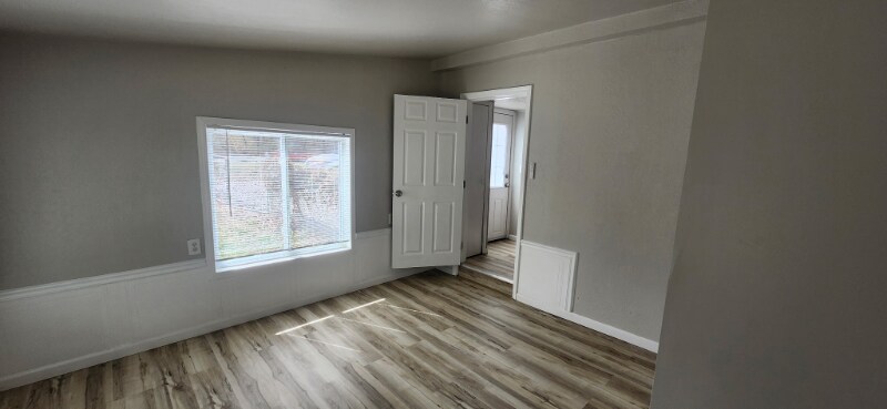 Building Photo - 537 S Hunter St