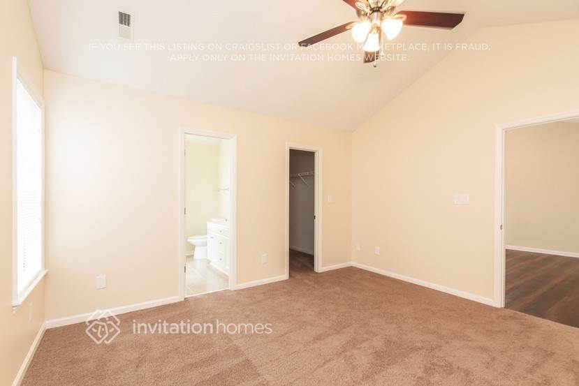 Building Photo - 156 Heath Ln