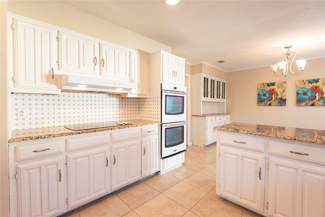 Building Photo - 3333 Sunrise Dr