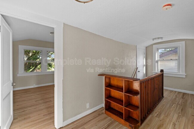 Building Photo - 7109 Eugene Ave