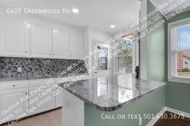 Building Photo - 6609 Greenwood Rd