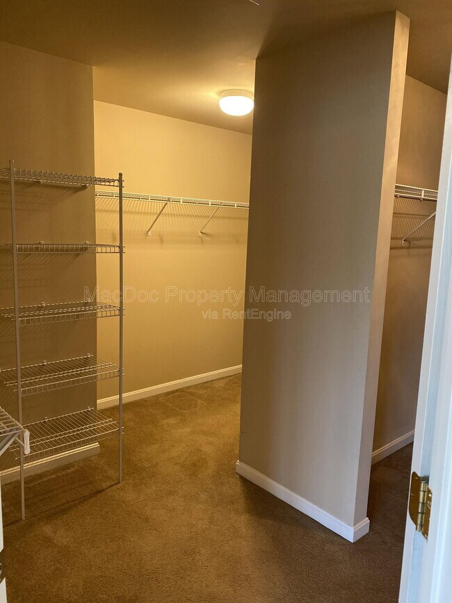 Building Photo - 121 Riggs Rd