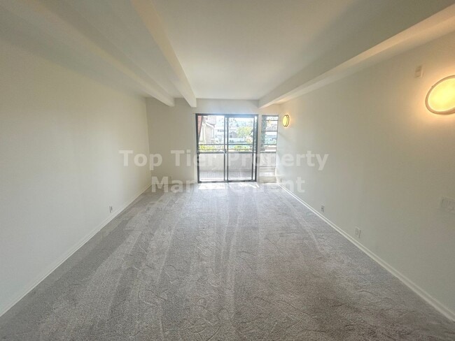 Building Photo - ***NEWLY RENOVATED 2 bed, 2 bath Townhouse in Carlsbad / La Costa - Available 06/01***