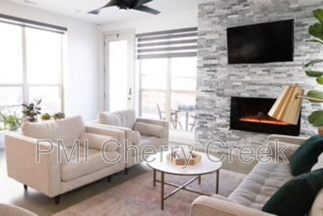 Building Photo - 2819 Jackson St