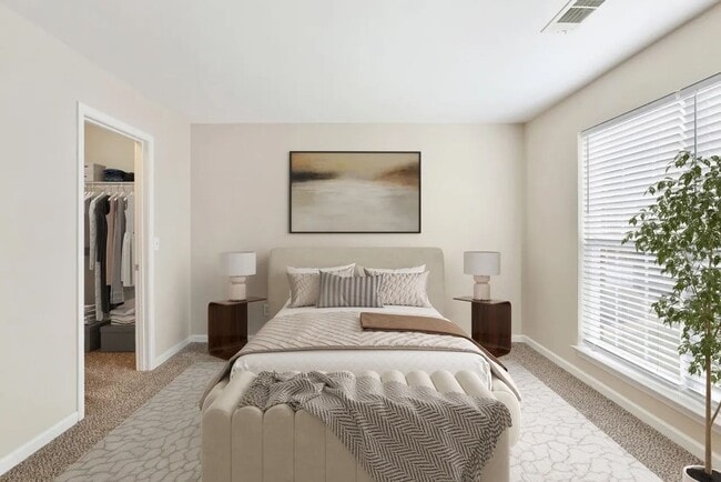 Building Photo - Well Appointed 4BR Home in Brentwood