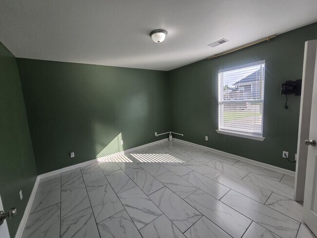 Building Photo - Welcome to The Buchanan Retreat – Modern 4...