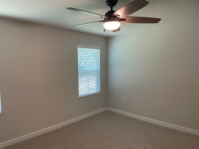 Building Photo - 3 Bedroom 2 Bathroom House In Hickman's Cr...