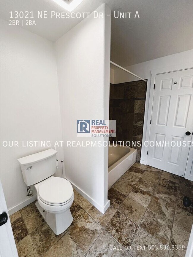 Building Photo - 13021 NE Prescott Dr