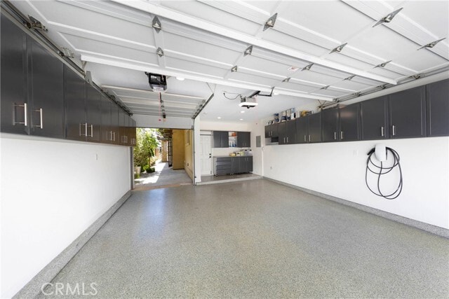 Building Photo - 515 Begonia Ave