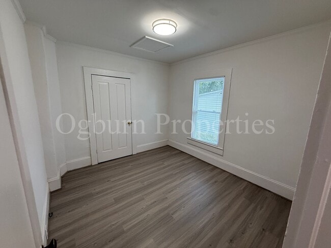 Building Photo - 1607 Thurmond St