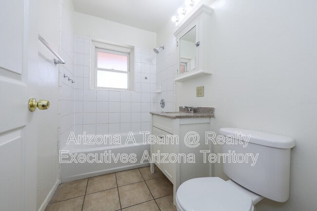 Building Photo - 1014 N 7th Ave