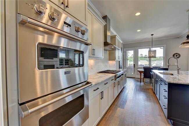 Building Photo - 1099 Wright Ave NE