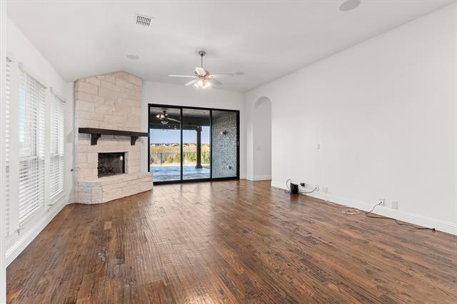 Building Photo - 1909 Cobalt Bayou Ln