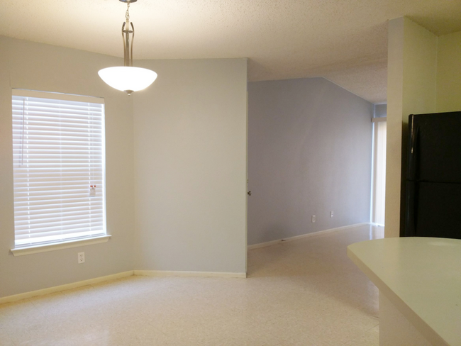 Dining to Living Room - 2527 Corian Glen Dr